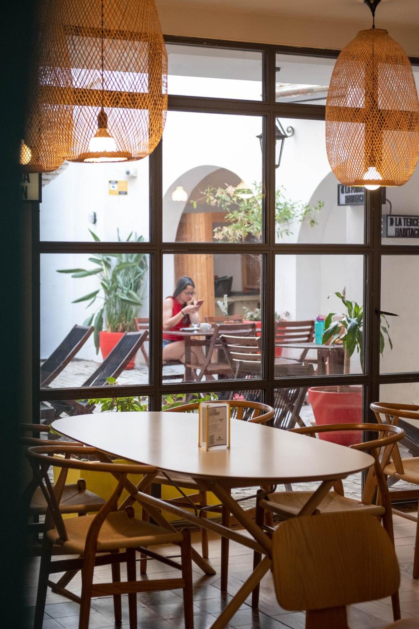 Hostel For Sevilla