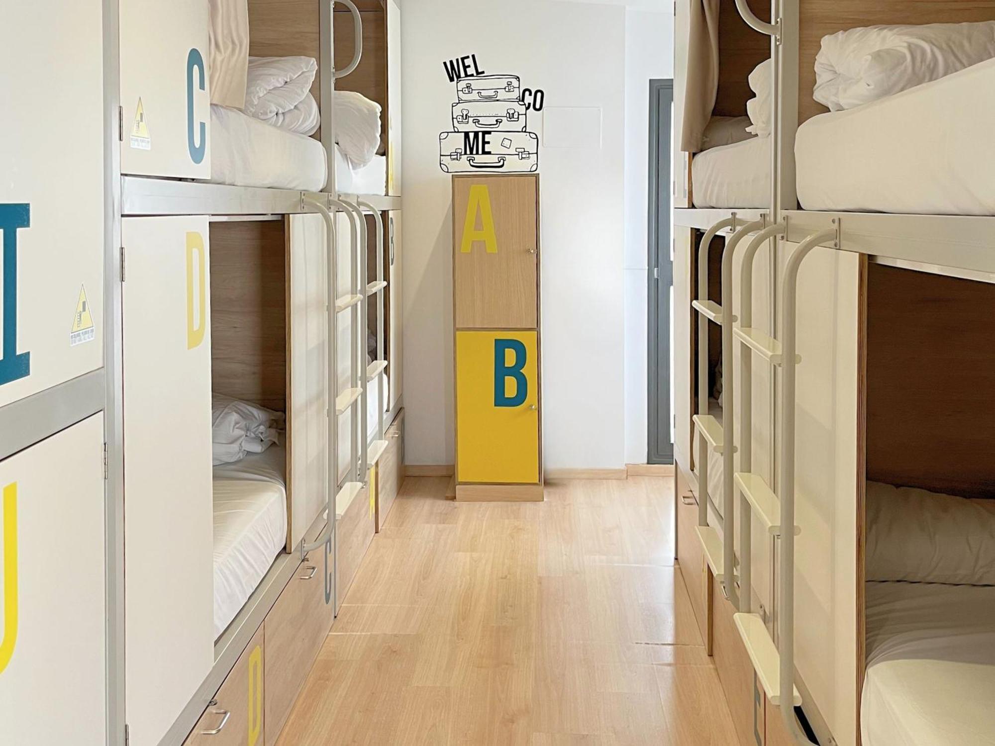 Hostel For Sevilla