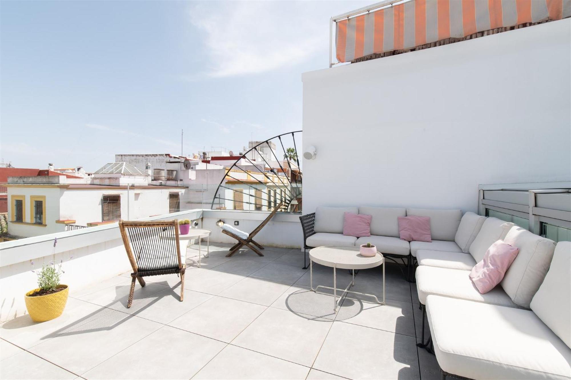 For Hostel Sevilla